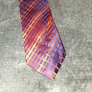 VAN HEUSEN Colorful orange necktie NWOT